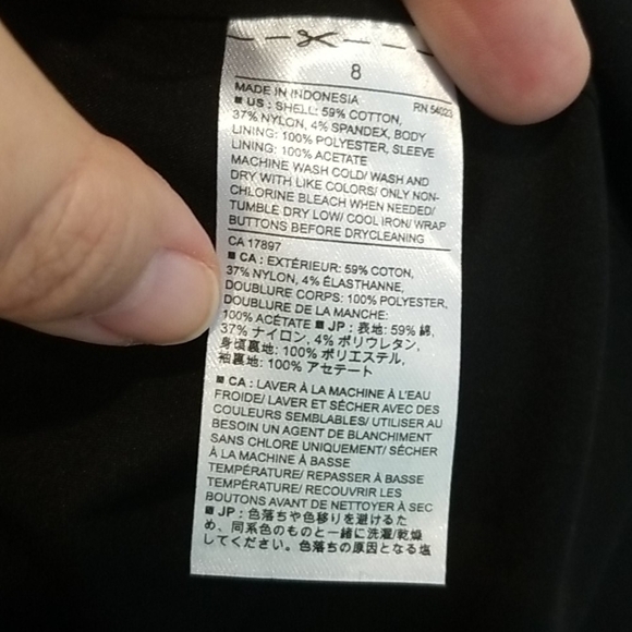 💕BANANA REPUBLIC💕 Classic Black 3 Button Blazer 8 - Picture 7 of 8